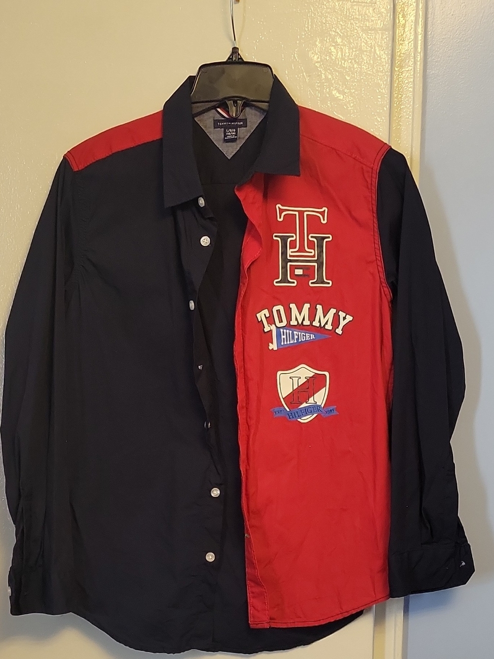 Tommy Hilfiger Men’s Two-Tone Red & Black Logo Shirt - Picture 2 of 5